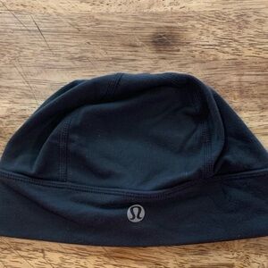 Lululemon Athletica Black Nylon-Lycra Beanie with ponytail hole